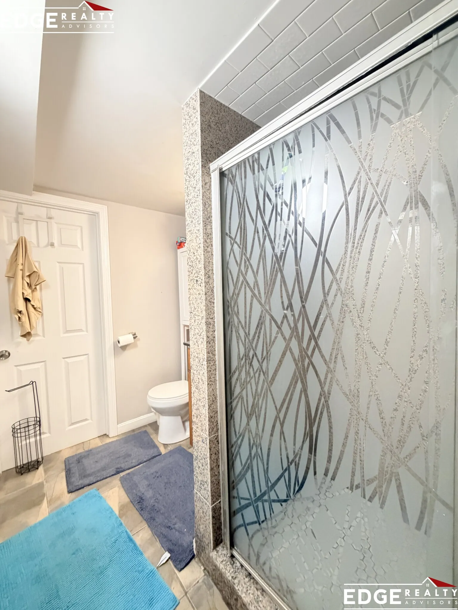 4 bed, 2 bath apartment for rent at 41 Allston St Unit 1, Brighton — photo 8 of 11
