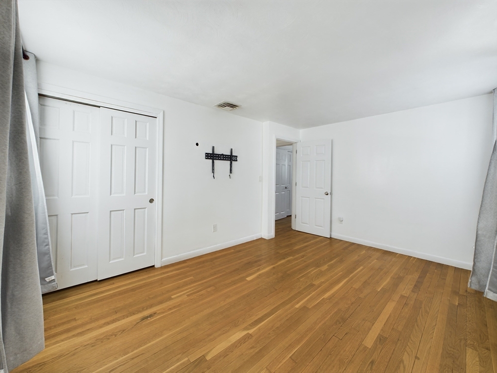 3 bed, 1 bath apartment for rent at 41 Althea Rd Unit 41, Randolph — photo 15 of 23