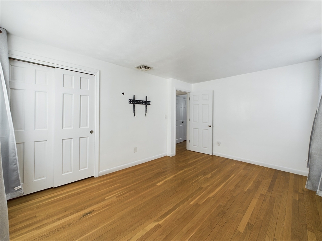 3 bed, 1 bath apartment for rent at 41 Althea Rd Unit 41, Randolph — photo 17 of 23