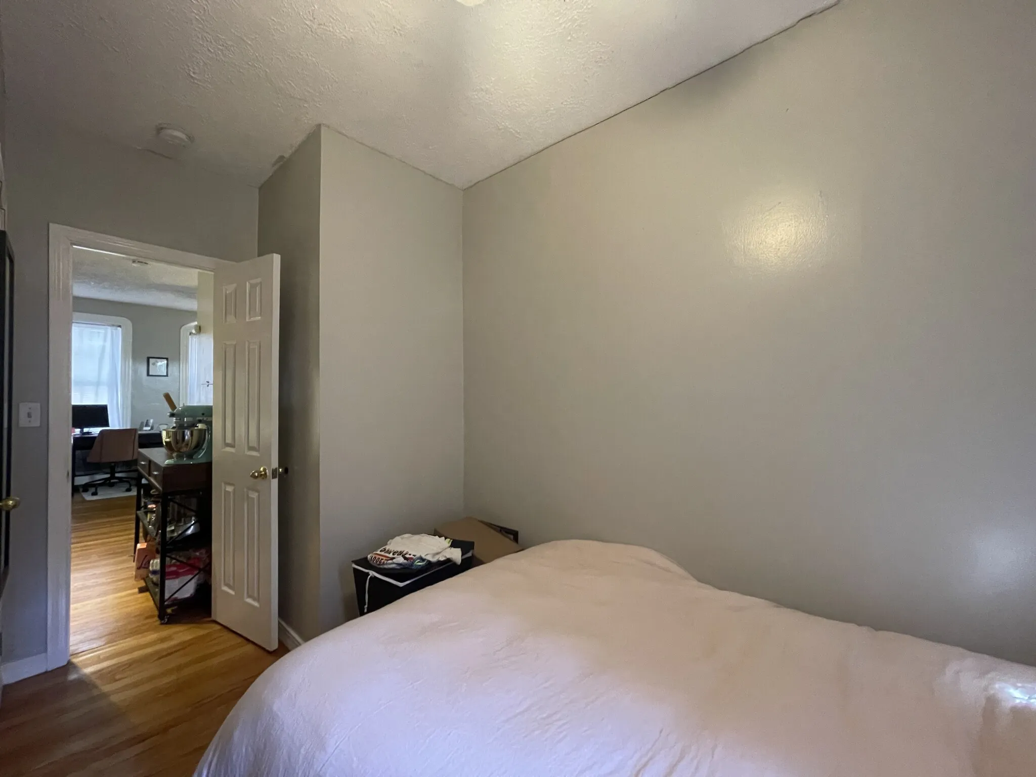 1 bed, 1 bath apartment for rent at 41 Anderson St Unit 1, Beacon Hill — photo 4 of 6