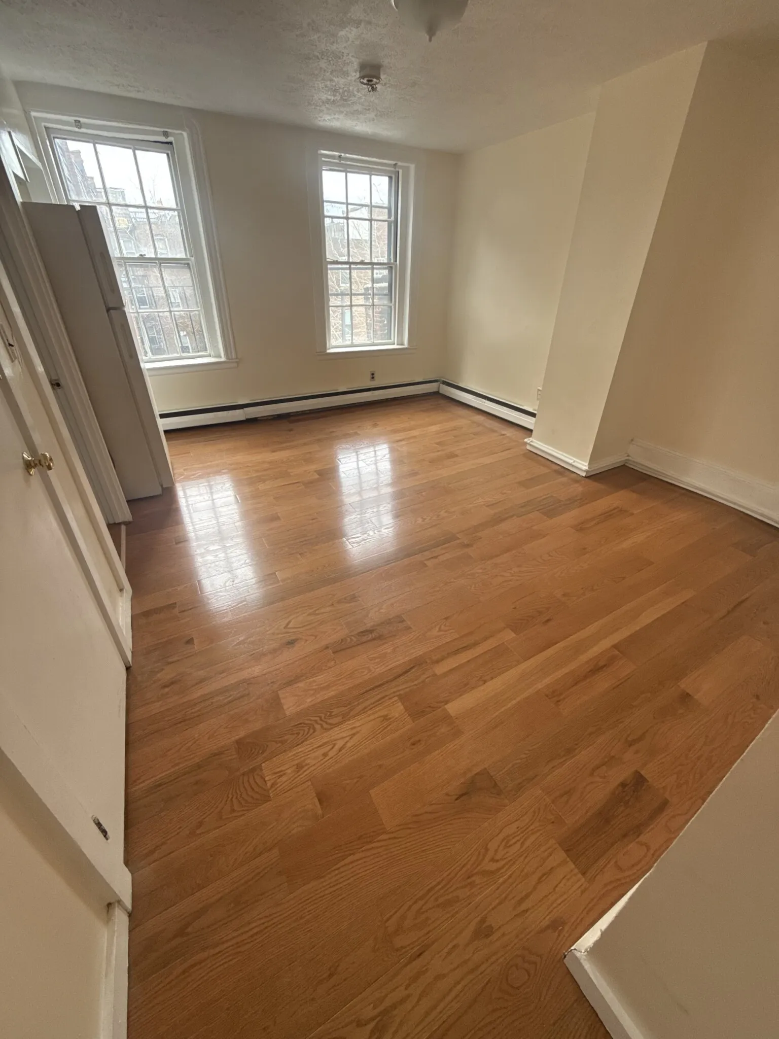 Studio bed, 1 bath apartment for rent at 41 Anderson St Unit 42, Beacon Hill — photo 1 of 8
