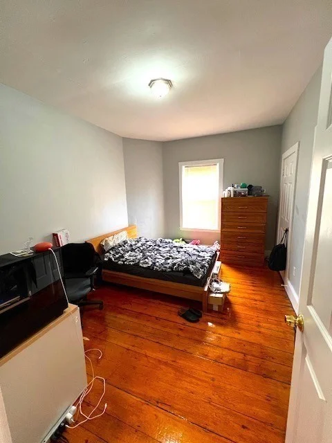 3 bed, 1 bath apartment for rent at 41 Ardell Unit 1, Montclair — photo 5 of 9