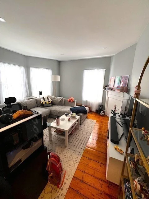 3 bed, 1 bath apartment for rent at 41 Ardell Unit 1, Montclair — photo 3 of 9