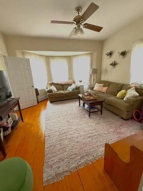2 bed, 1 bath apartment for rent at 41 Ardell Unit 2, Quincy — photo 1 of 7