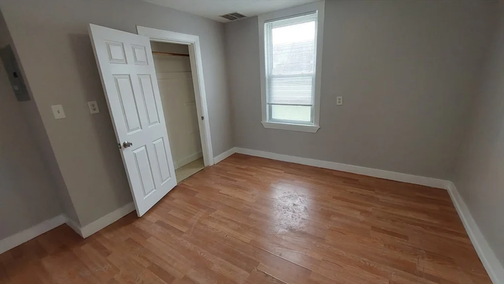 3 bed, 2 bath apartment for rent at 41 Armandine St Unit 3, Dorchester — photo 7 of 11