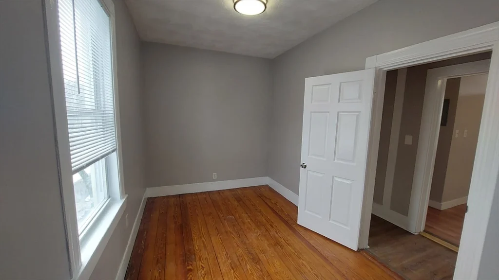 3 bed, 2 bath apartment for rent at 41 Armandine St Unit 3, Dorchester — photo 9 of 11