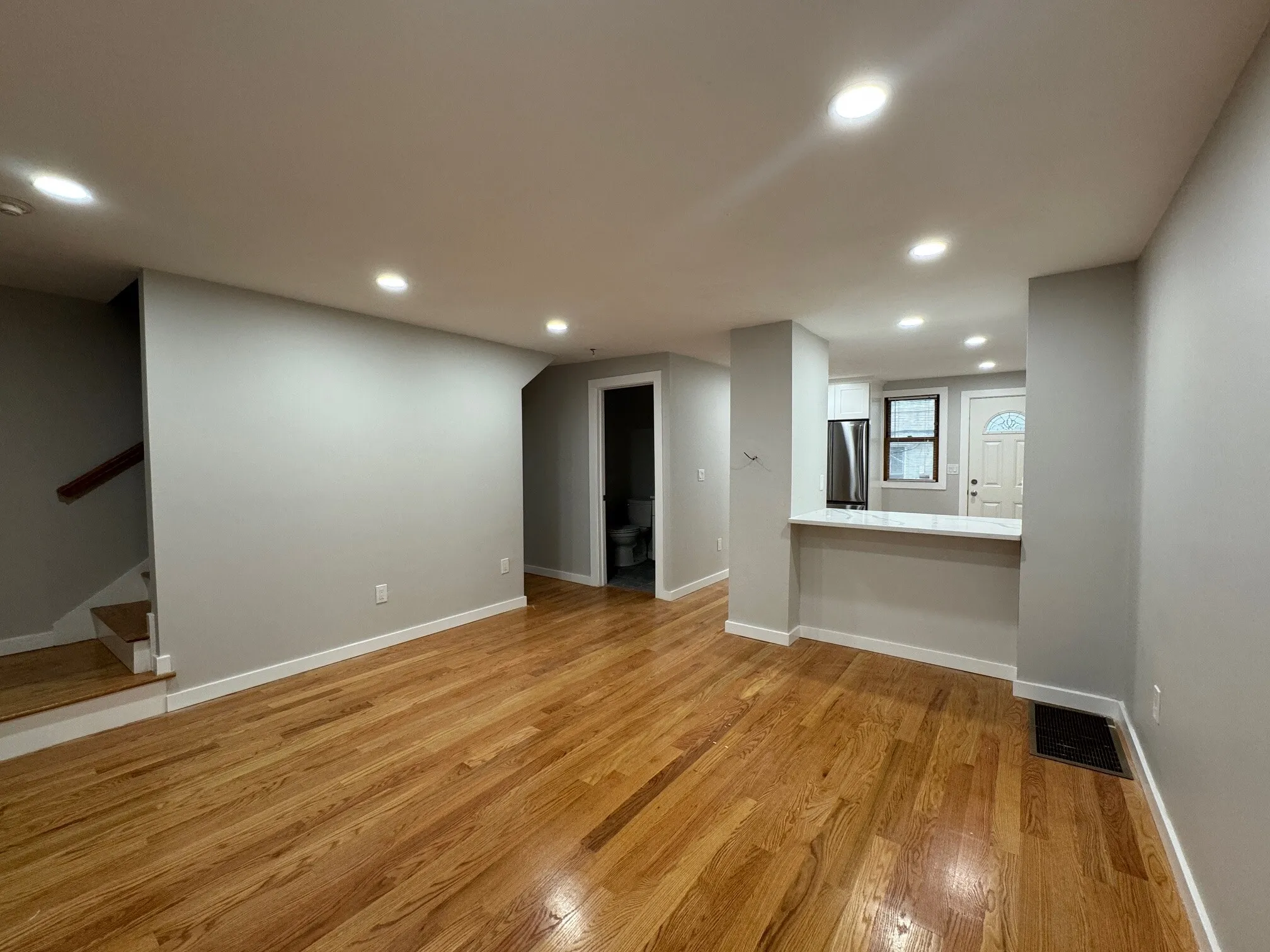 5 bed, 3 bath apartment for rent at 41 Ashford St Unit 1, Allston — photo 9 of 21