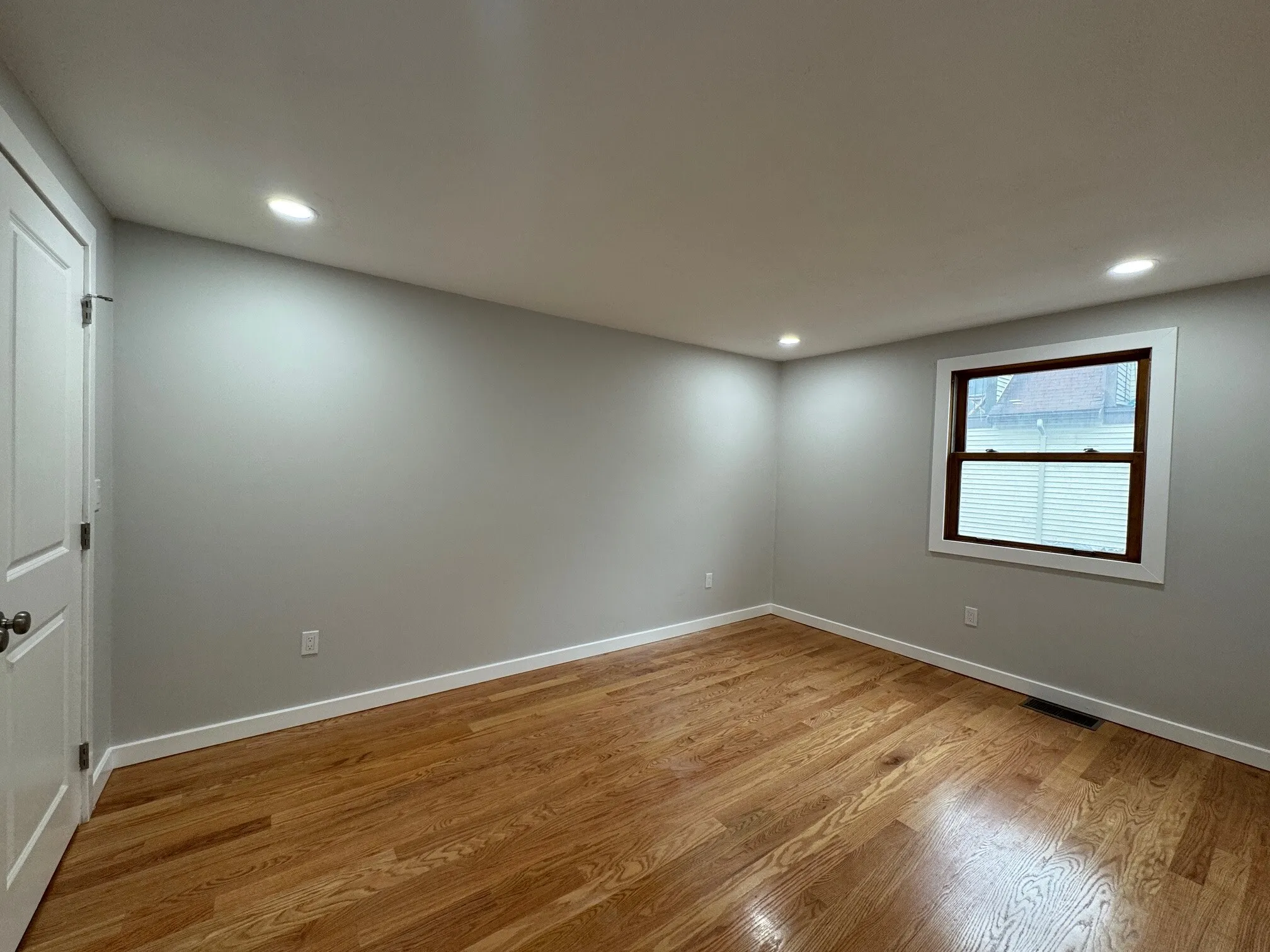5 bed, 3 bath apartment for rent at 41 Ashford St Unit 1, Allston — photo 14 of 21