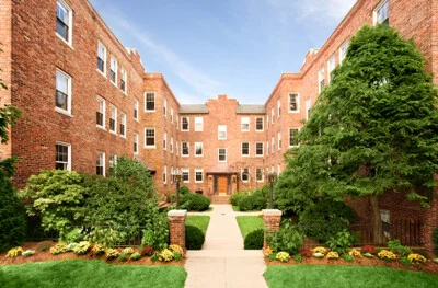 1 bed, 1 bath apartment for rent at 41 Auburn St Unit 1, Coolidge Corner — photo 2 of 3