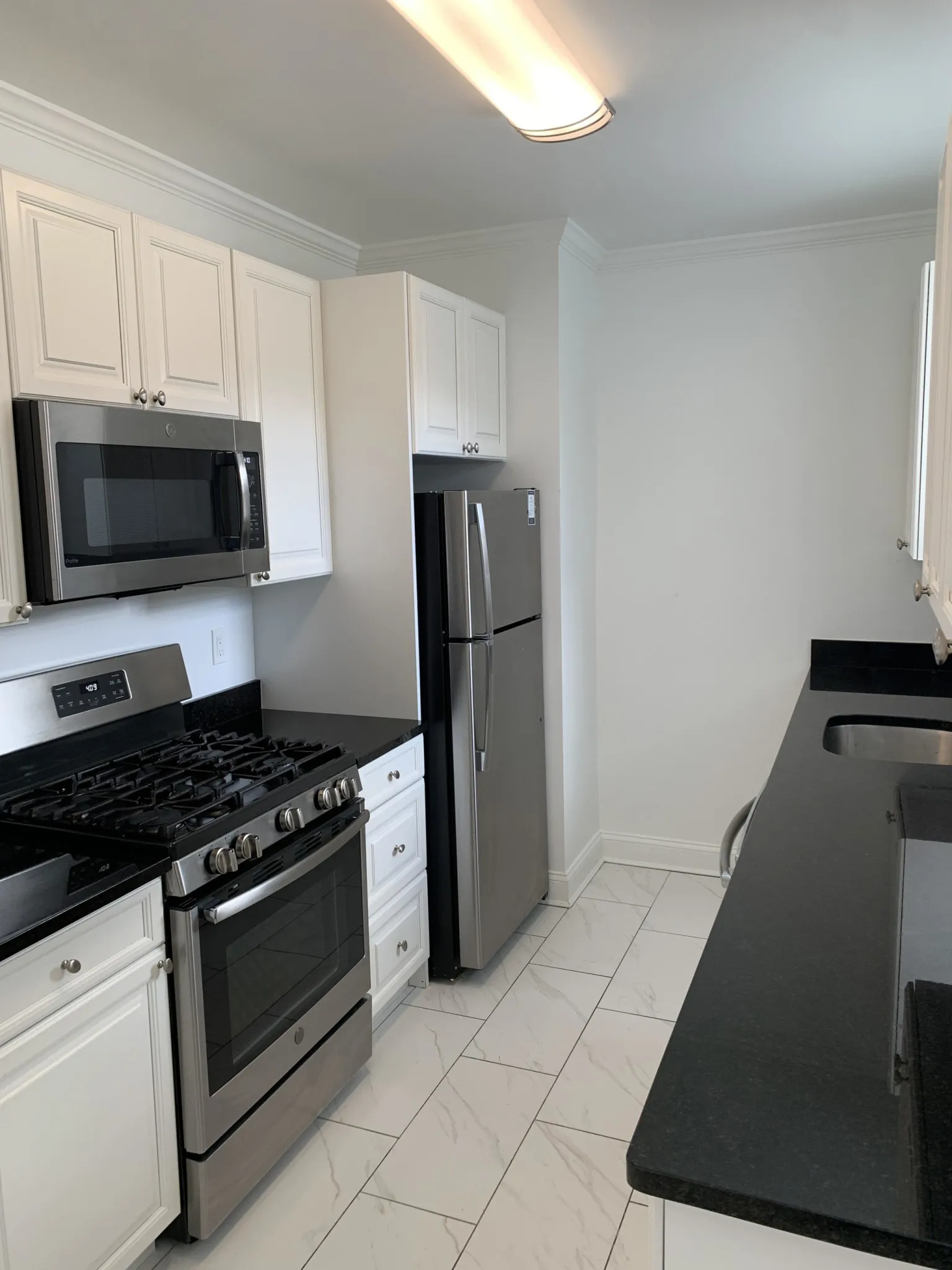 1 bed, 1 bath apartment for rent at 41 Auburn St Unit 1, Coolidge Corner