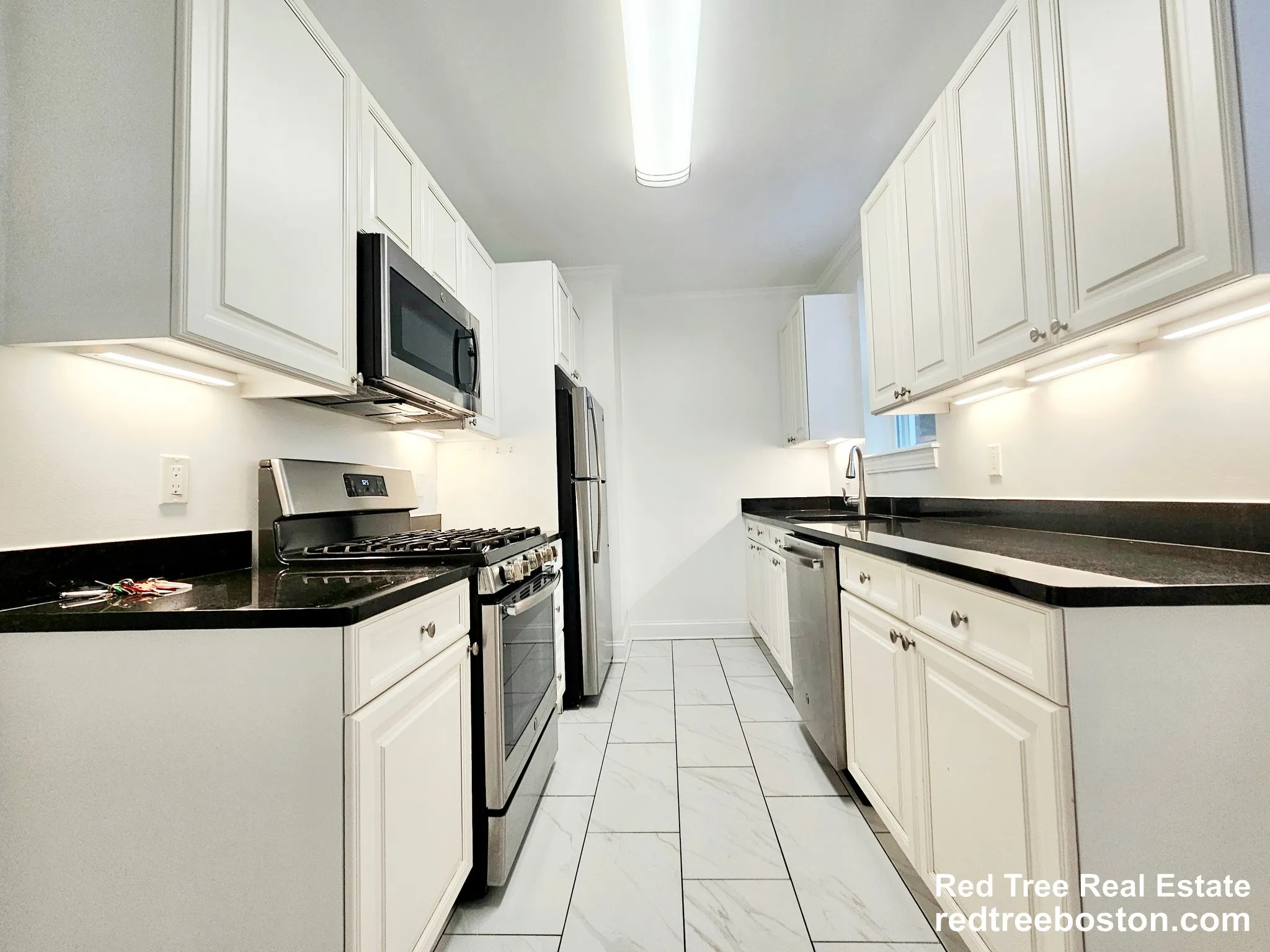 1 bed, 1 bath apartment for rent at 41 Auburn St Unit 1, Coolidge Corner — photo 2 of 6