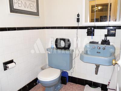 2 bed, 1 bath apartment for rent at 41 Bay State Rd Unit 2R, Fenway — photo 9 of 11