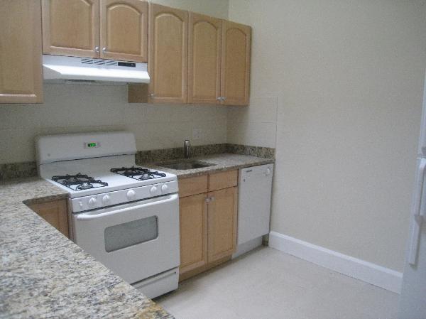 2 bed, 1 bath apartment for rent at 41 Bay State Rd Unit 3F, Fenway