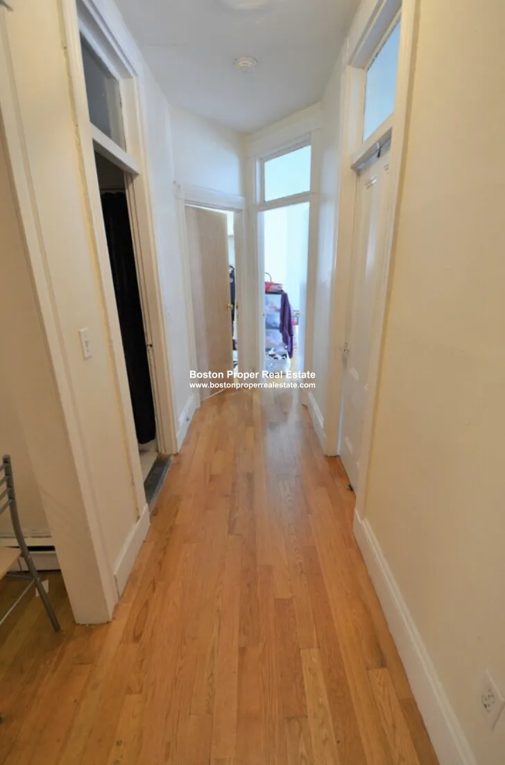 3 bed, 1 bath apartment for rent at 41 Bay State Rd Unit 4R, Fenway — photo 9 of 9