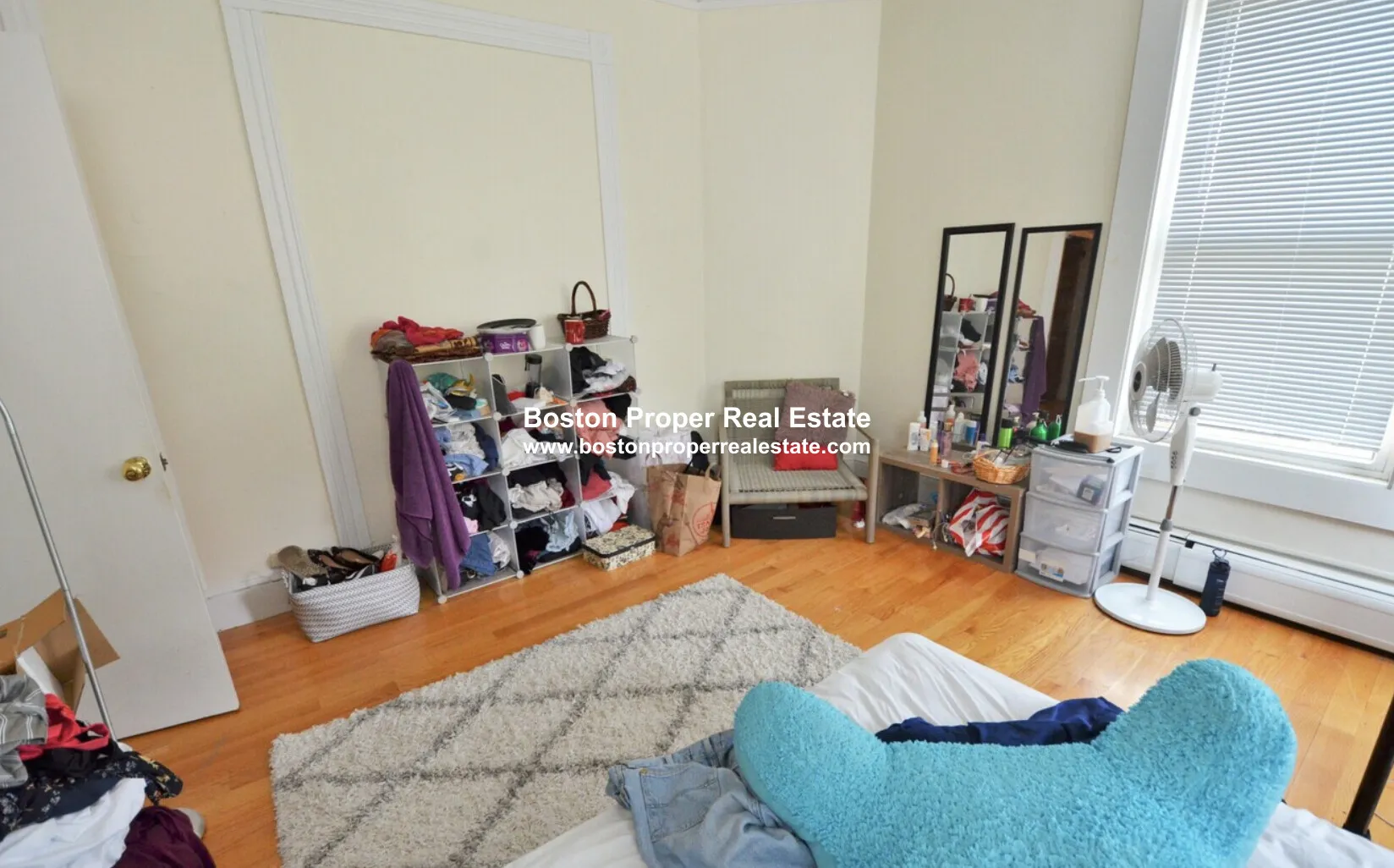 3 bed, 1 bath apartment for rent at 41 Bay State Rd Unit 4R, Fenway — photo 2 of 9