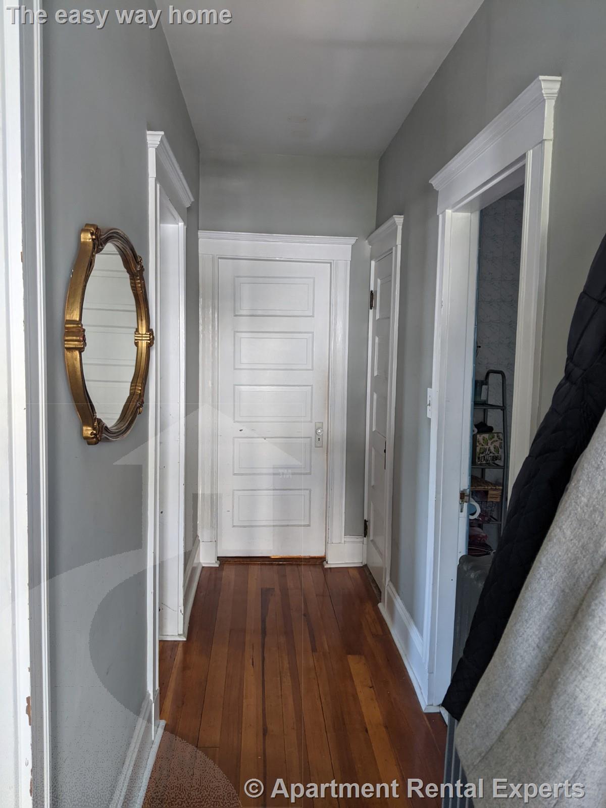 3 bed, 1 bath apartment for rent at 41 Belknap St Unit 2, Teele Square — photo 14 of 23