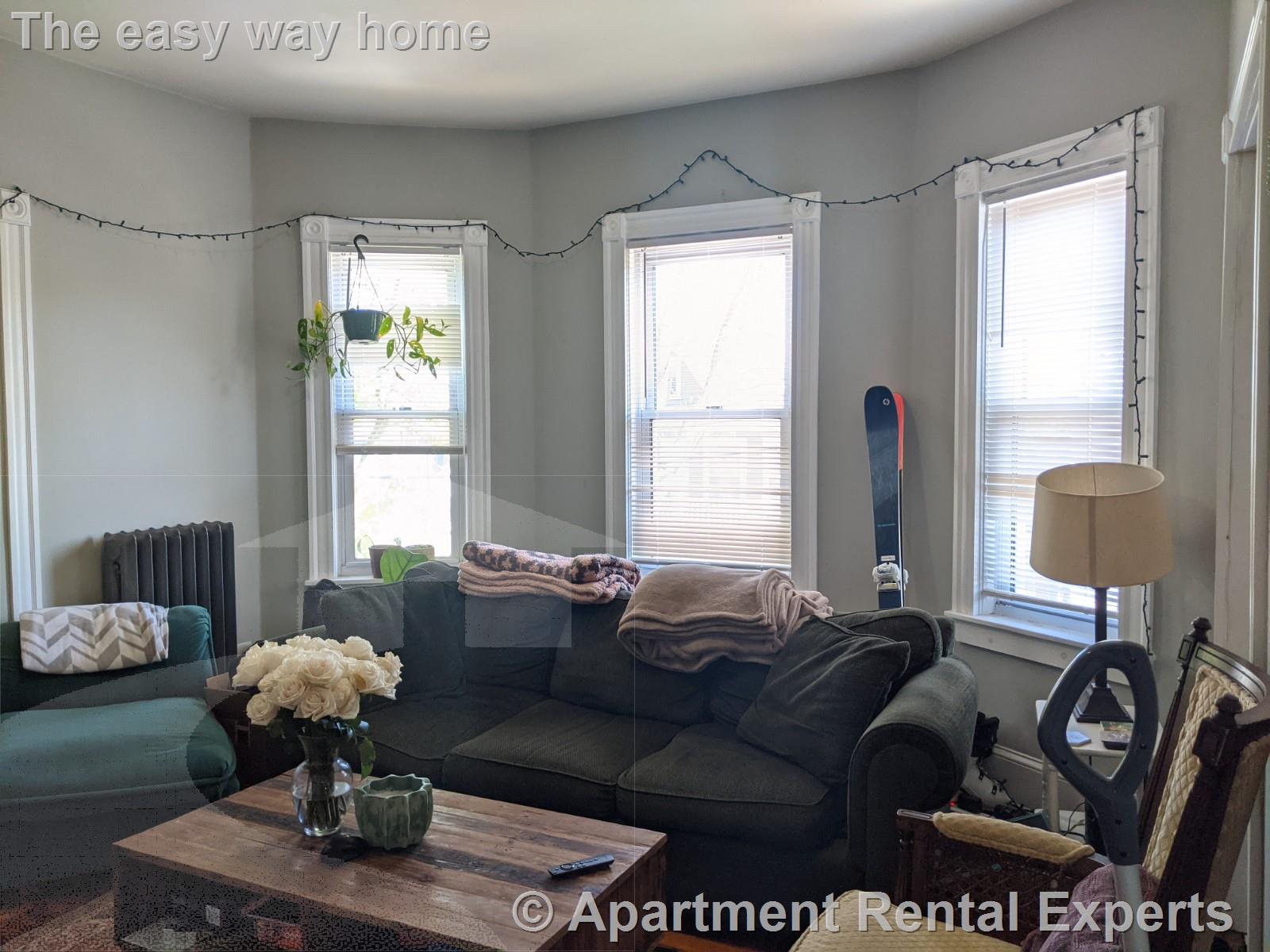 3 bed, 1 bath apartment for rent at 41 Belknap St Unit 2, Teele Square — photo 12 of 23