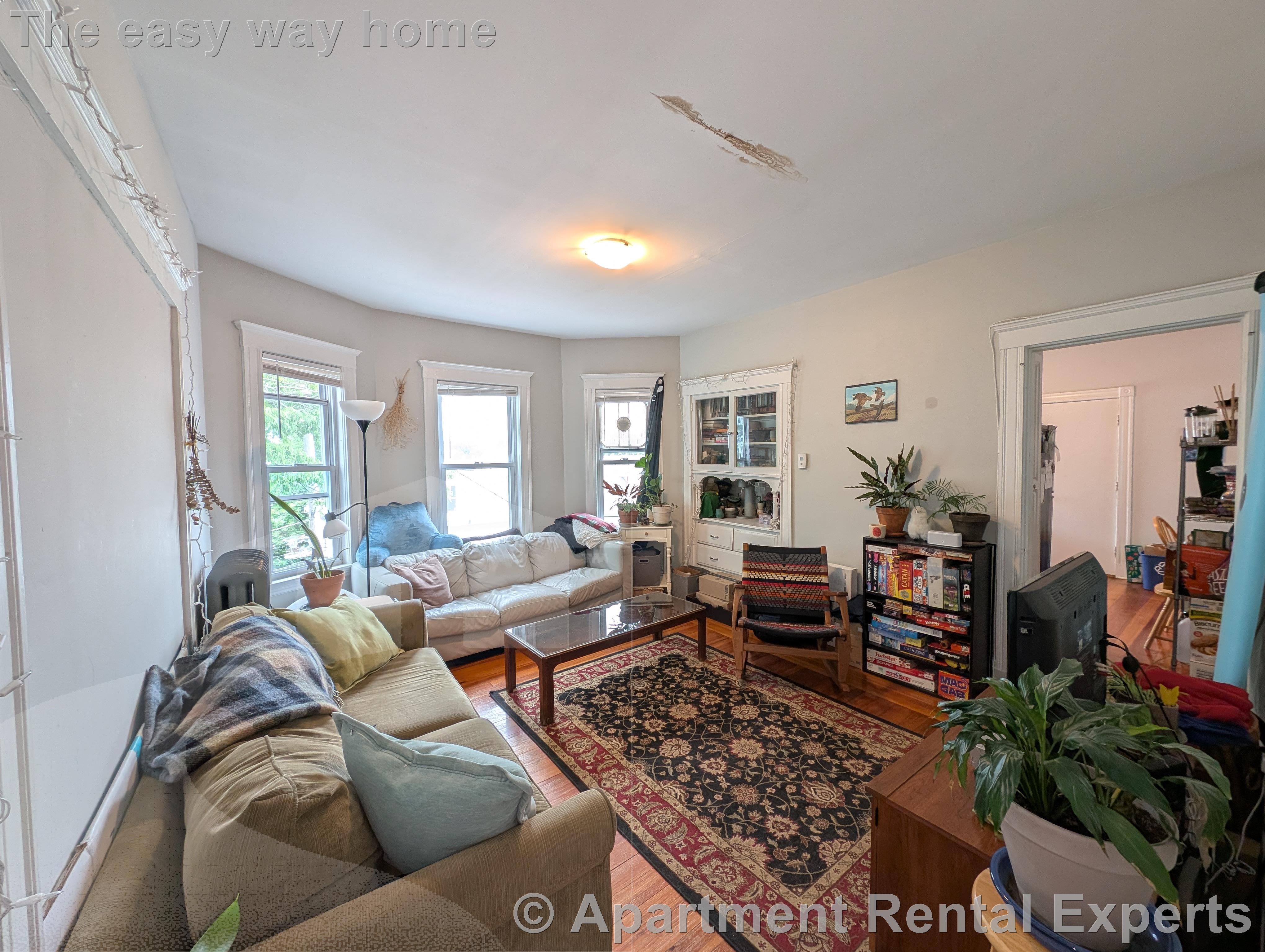 3 bed, 1 bath apartment for rent at 41 Belknap St Unit 3, Teele Square — photo 7 of 19