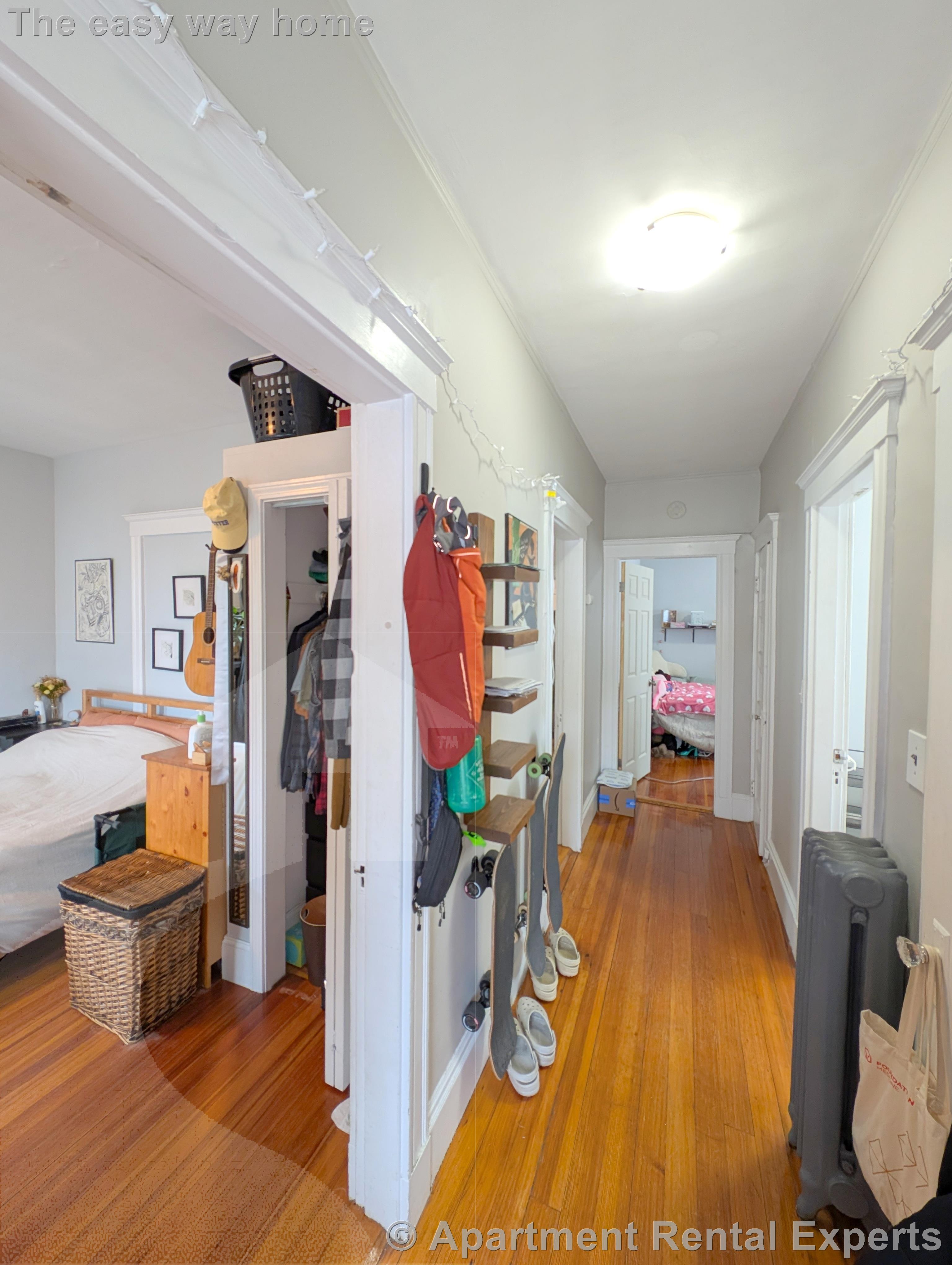 3 bed, 1 bath apartment for rent at 41 Belknap St Unit 3, Teele Square — photo 10 of 19
