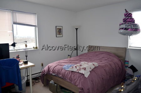 2 bed, 1 bath apartment for rent at 41 Belmont St Unit 37, Spring Hill