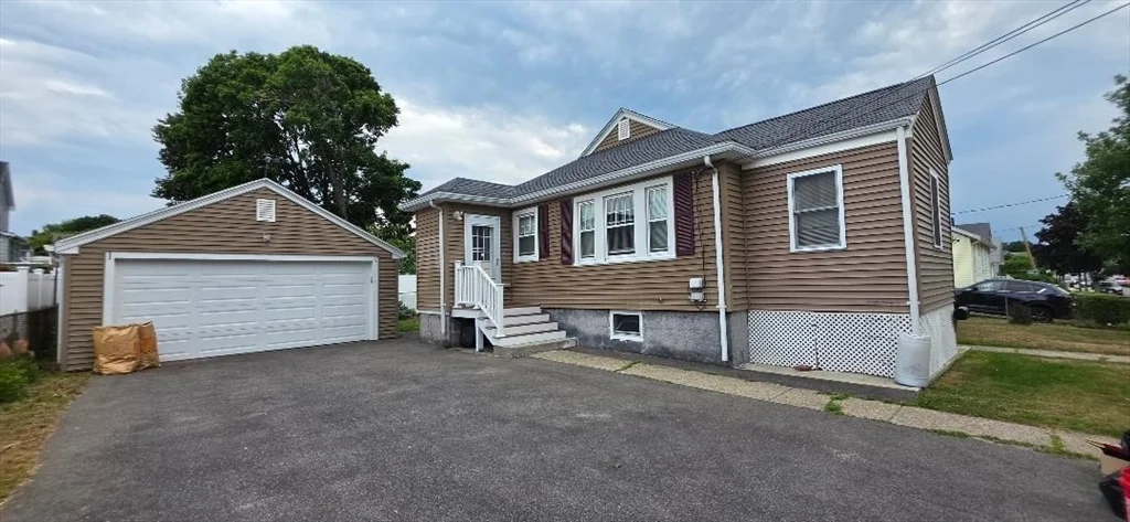 2 bed, 2 bath apartment for rent at 41 Belmont St Unit 41, Quincy