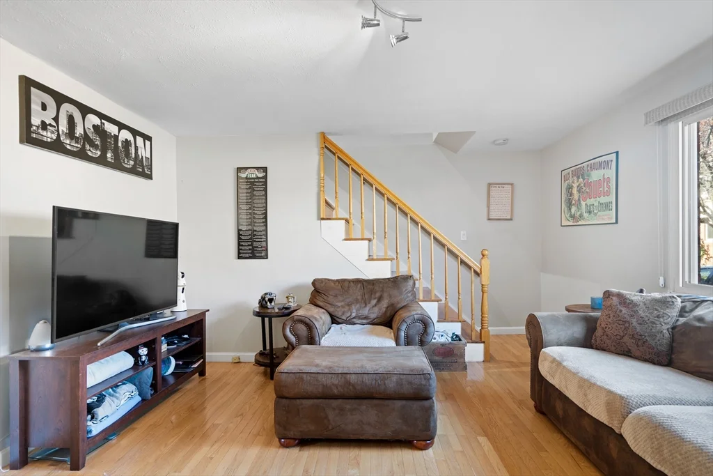 2 bed, 1 bath apartment for rent at 41 Bishop Dr Unit 41, Framingham — photo 10 of 25
