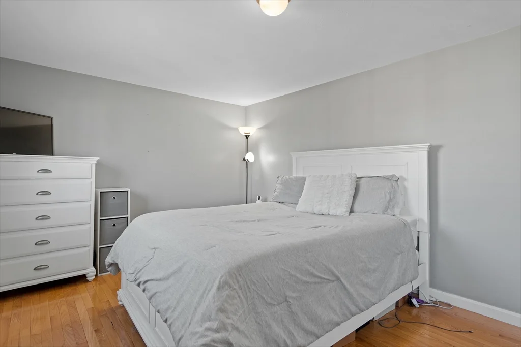 2 bed, 1 bath apartment for rent at 41 Bishop Dr Unit 41, Framingham — photo 15 of 25