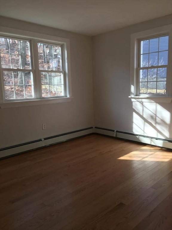 4 bed, 1 bath apartment for rent at 41 Blueberry Hill Rd Unit SF, Woburn — photo 10 of 31
