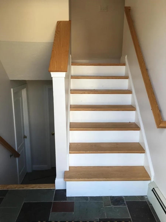 4 bed, 1 bath apartment for rent at 41 Blueberry Hill Rd Unit SF, Woburn — photo 9 of 31