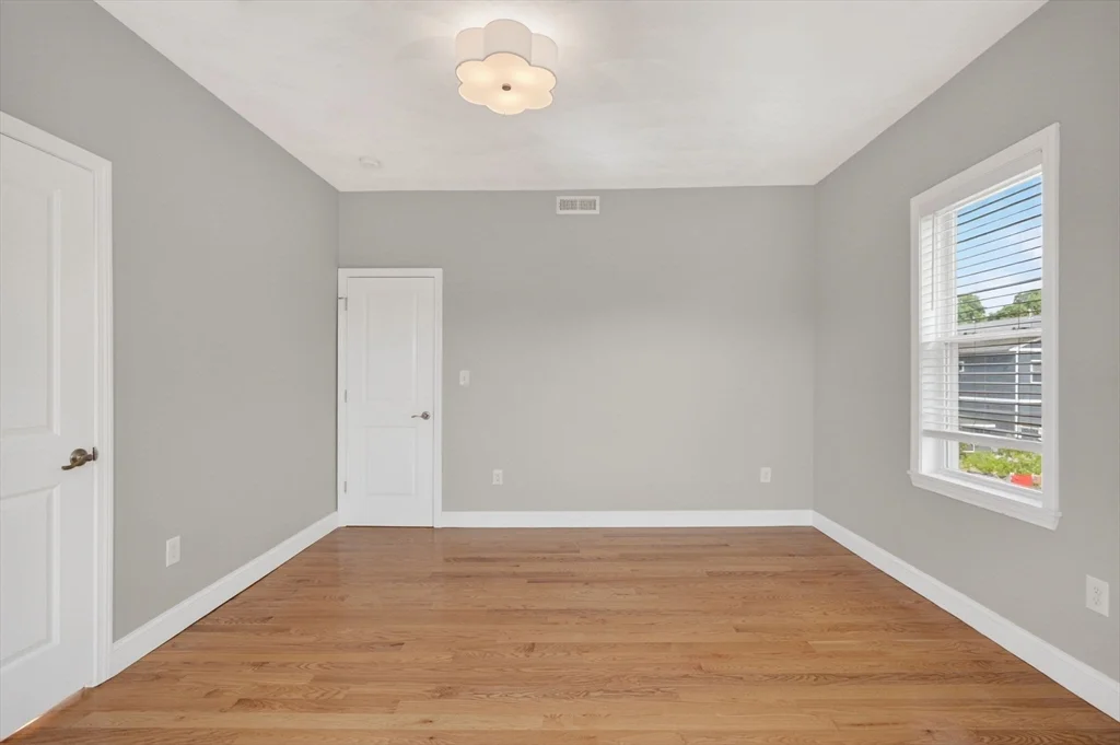 2 bed, 1 bath apartment for rent at 41 Boardman St Unit 2, East Boston — photo 5 of 18