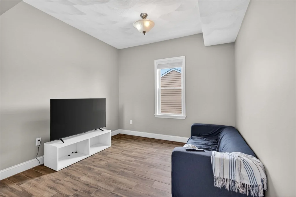 2 bed, 1 bath apartment for rent at 41 Boardman St Unit 2, East Boston — photo 10 of 18