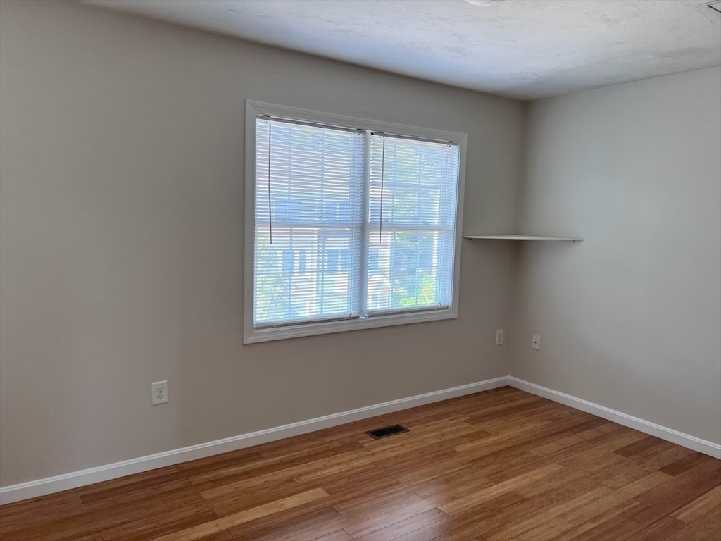 2 bed, 1 bath apartment for rent at 41 Boston Rd Unit 145, North Billerica — photo 7 of 11