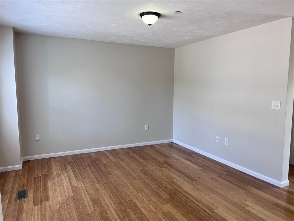 2 bed, 1 bath apartment for rent at 41 Boston Rd Unit 145, North Billerica — photo 6 of 11