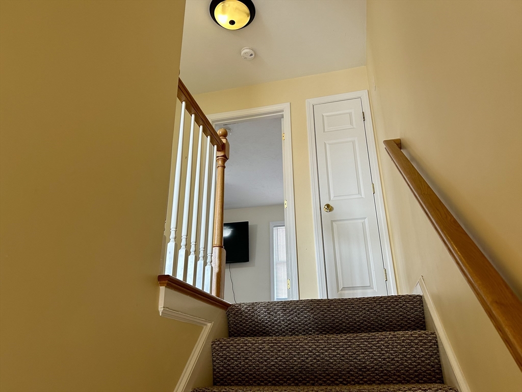 2 bed, 1 bath apartment for rent at 41 Boston Rd Unit 151, Billerica — photo 15 of 25