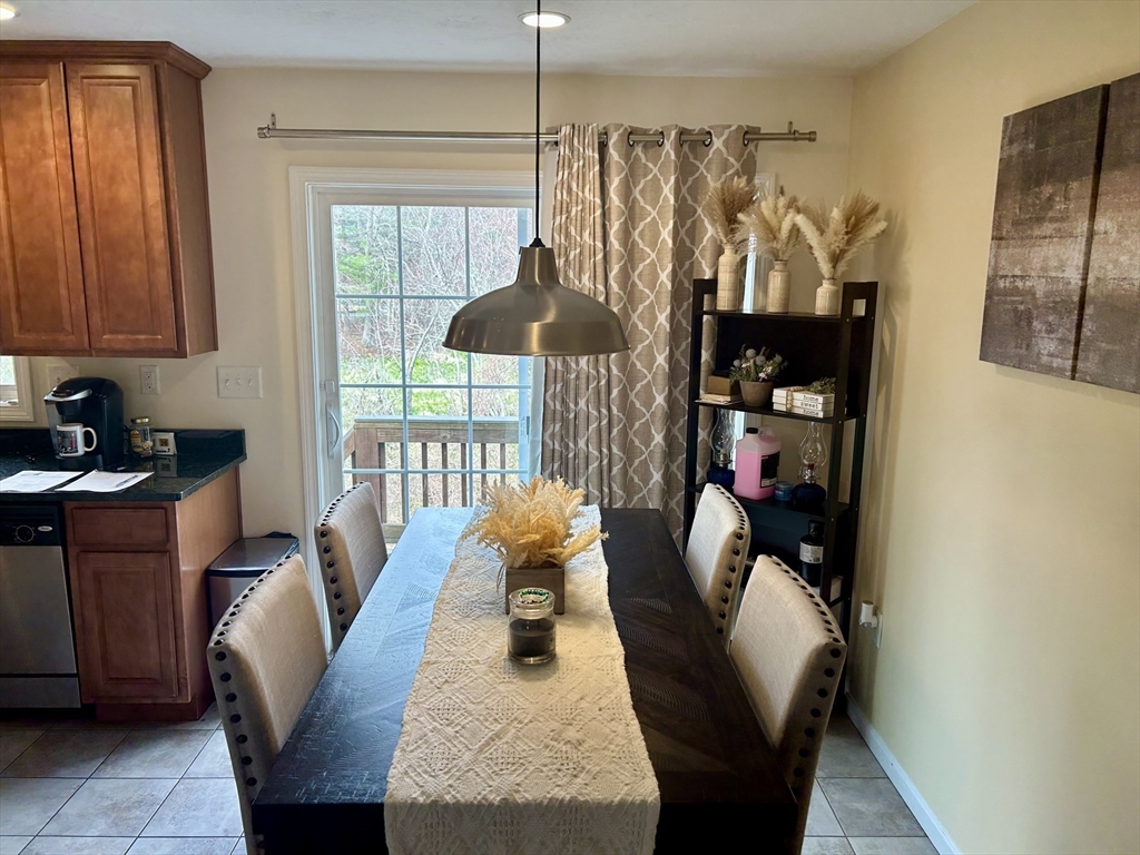 2 bed, 1 bath apartment for rent at 41 Boston Rd Unit 151, Billerica — photo 8 of 25