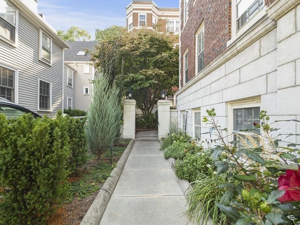 2 bed, 1 bath apartment for rent at 41 Bowdoin St Unit 26, Cambridge — photo 10 of 12