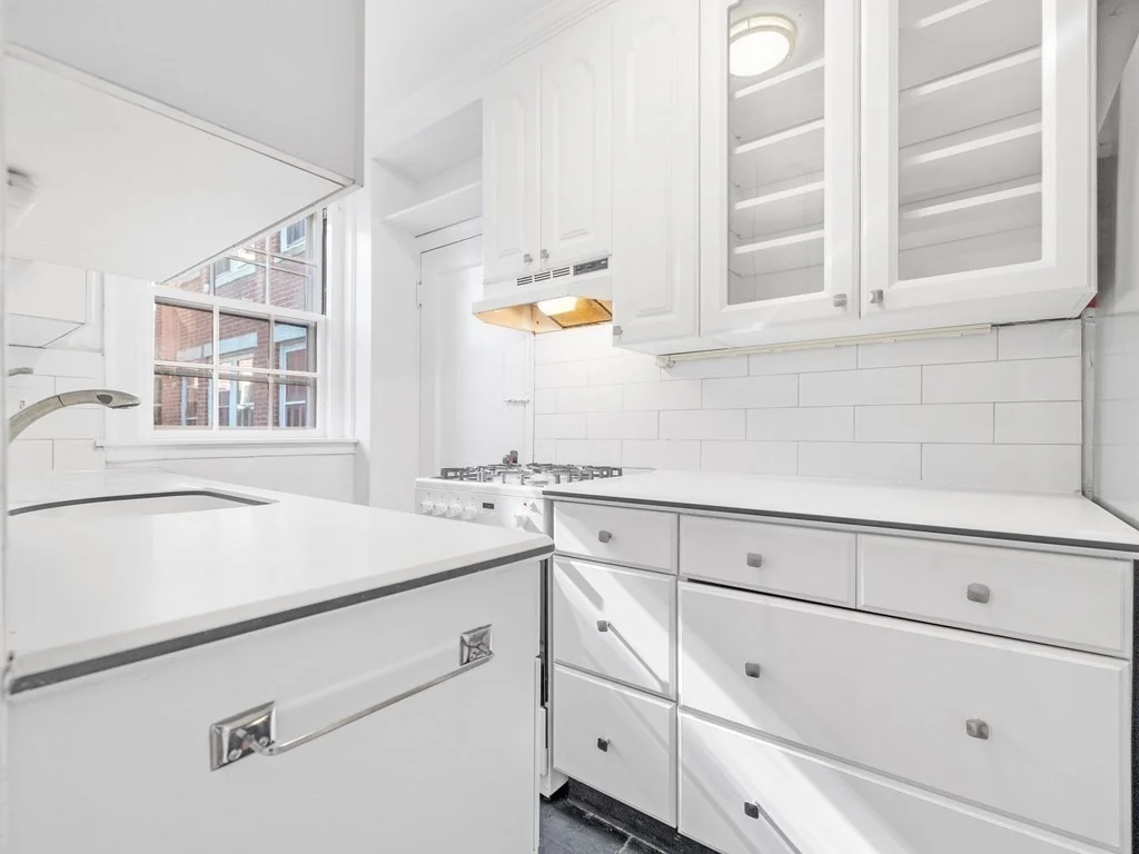 2 bed, 1 bath apartment for rent at 41 Bowdoin St Unit 26, Cambridge — photo 3 of 12