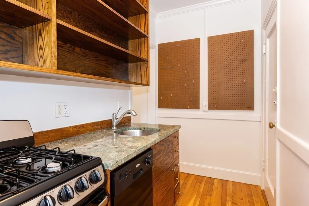 1 bed, 1 bath apartment for rent at 41 Bowdoin St Unit 27, Porter Square — photo 9 of 14