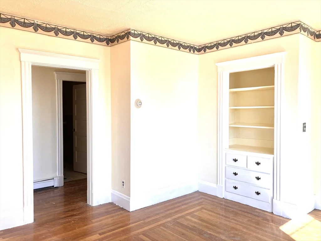 3 bed, 1 bath apartment for rent at 41 Brimblecom St Unit 3, Lynn — photo 7 of 16