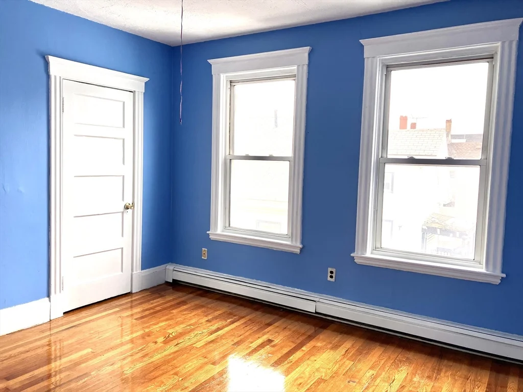 3 bed, 1 bath apartment for rent at 41 Brimblecom St Unit 3, Lynn — photo 10 of 16