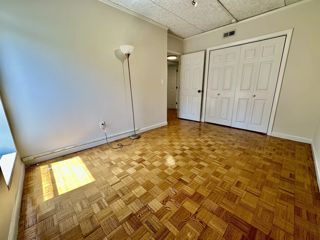 2 bed, 1 bath apartment for rent at 41 Broadlawn Park Unit 22A, West Roxbury — photo 17 of 22