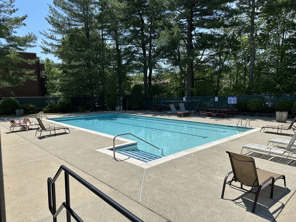 2 bed, 1 bath apartment for rent at 41 Broadlawn Park Unit 22A, West Roxbury — photo 22 of 22
