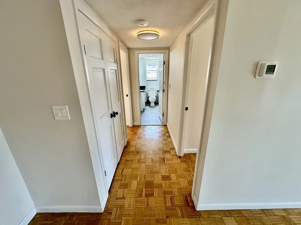2 bed, 1 bath apartment for rent at 41 Broadlawn Park Unit 22A, West Roxbury — photo 8 of 22