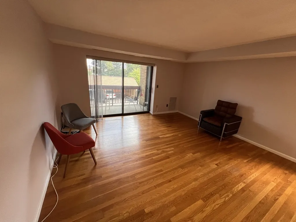 2 bed, 2 bath apartment for rent at 41 Centre St Unit 201, North Brookline — photo 8 of 23