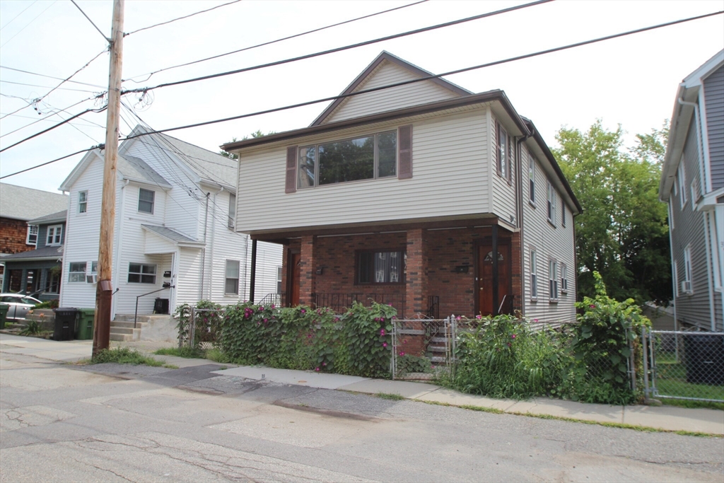 2 bed, 1 bath apartment for rent at 41 Chapman St Unit 41, Watertown — photo 1 of 12
