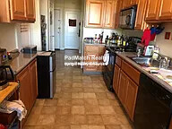 3 bed, 2 bath apartment for rent at 41 Chestnut Hill Ave Unit 23, Brighton — photo 6 of 11