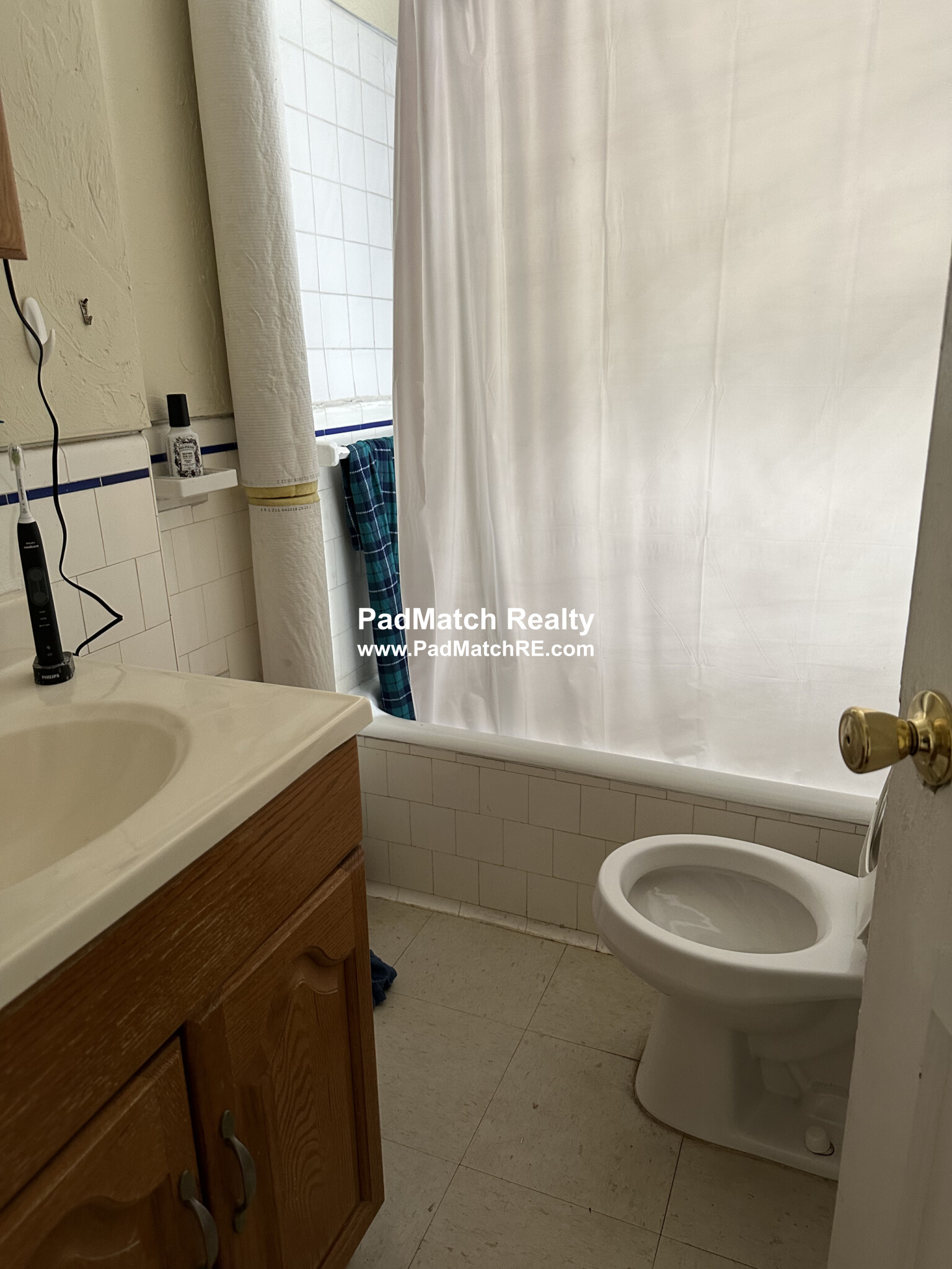 3 bed, 2 bath apartment for rent at 41 Chestnut Hill Ave Unit 23, Brighton — photo 10 of 11