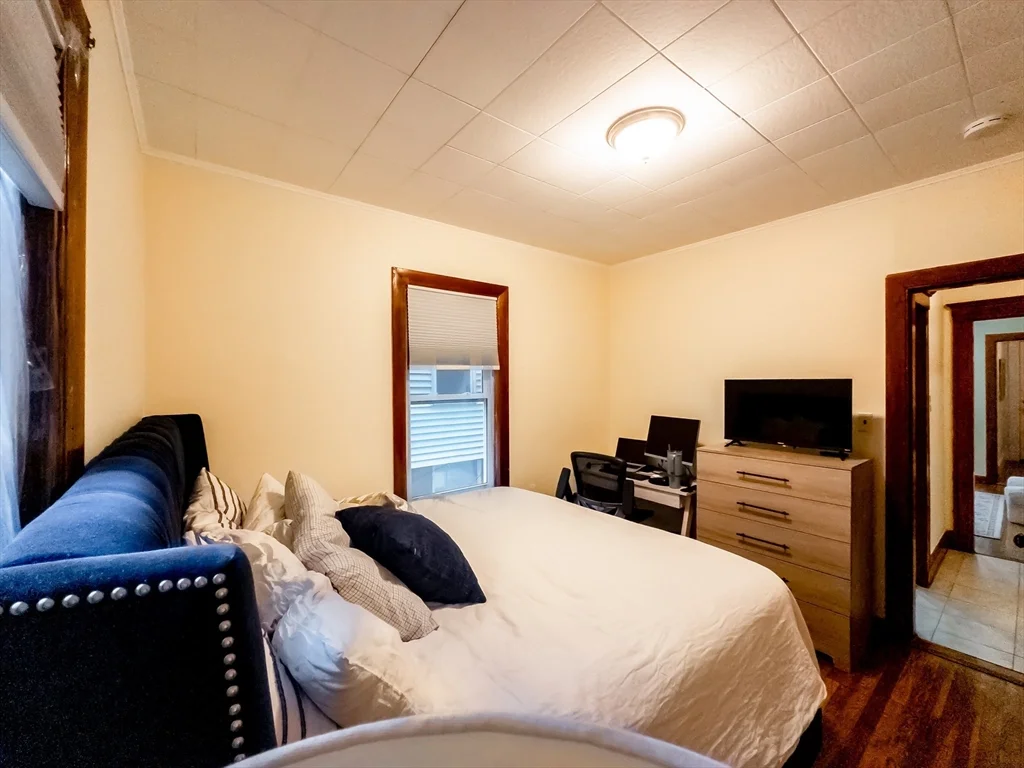 2 bed, 1 bath apartment for rent at 41 Child St Unit 1, Jamaica Plain — photo 6 of 14