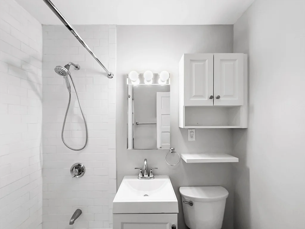 2 bed, 1 bath apartment for rent at 41 Child St Unit 2, Jamaica Plain — photo 15 of 21