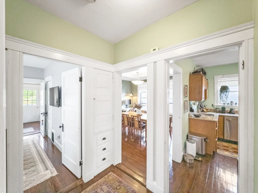 2 bed, 1 bath apartment for rent at 41 Child St Unit 3, Jamaica Plain — photo 18 of 28